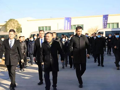 宜山镇委书记为网红基地站台推介：把宜山内衣做成全国“唯一”